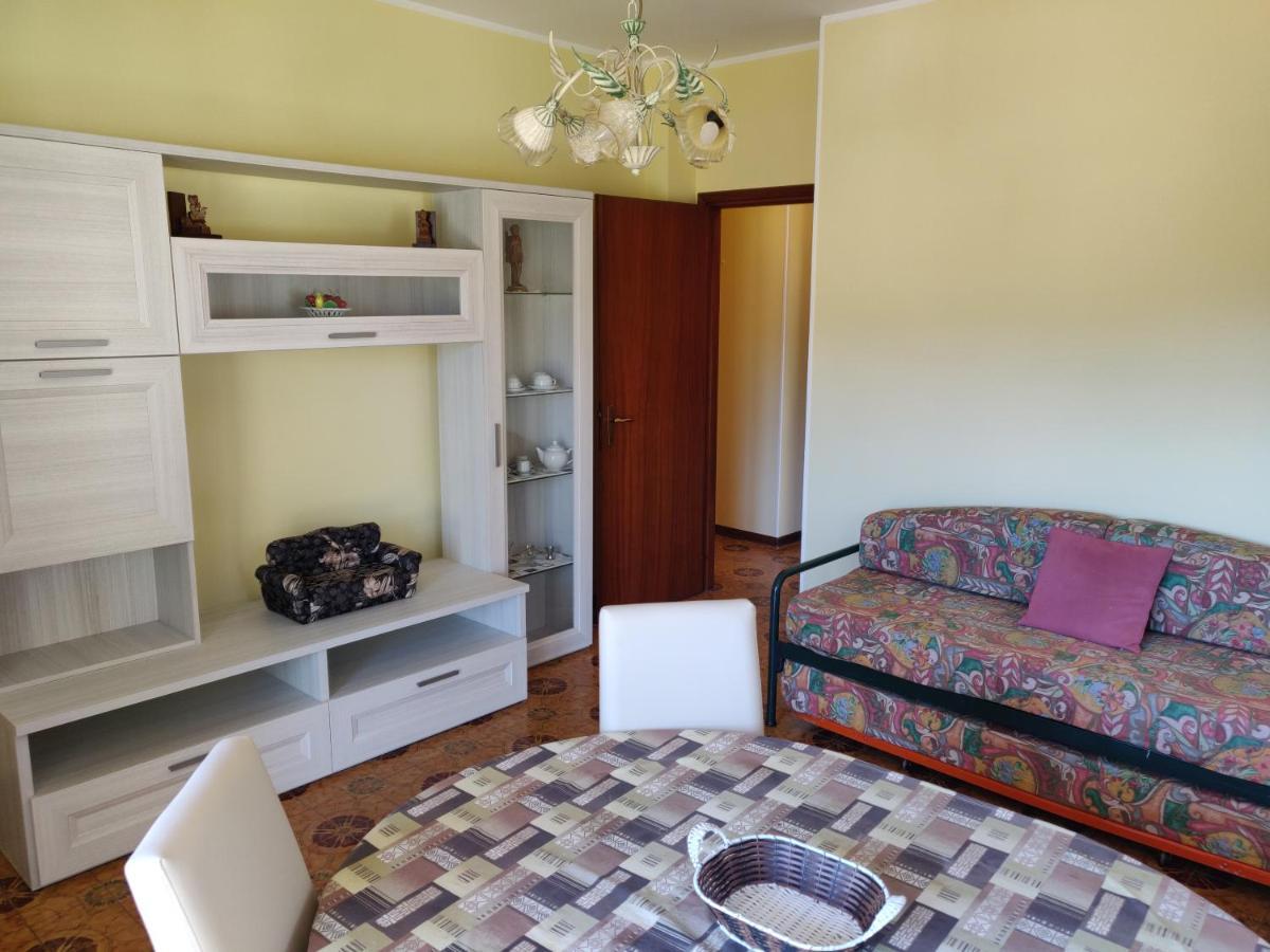 Residenza Il Poggio Daire San Bartolomeo Al Mare Dış mekan fotoğraf