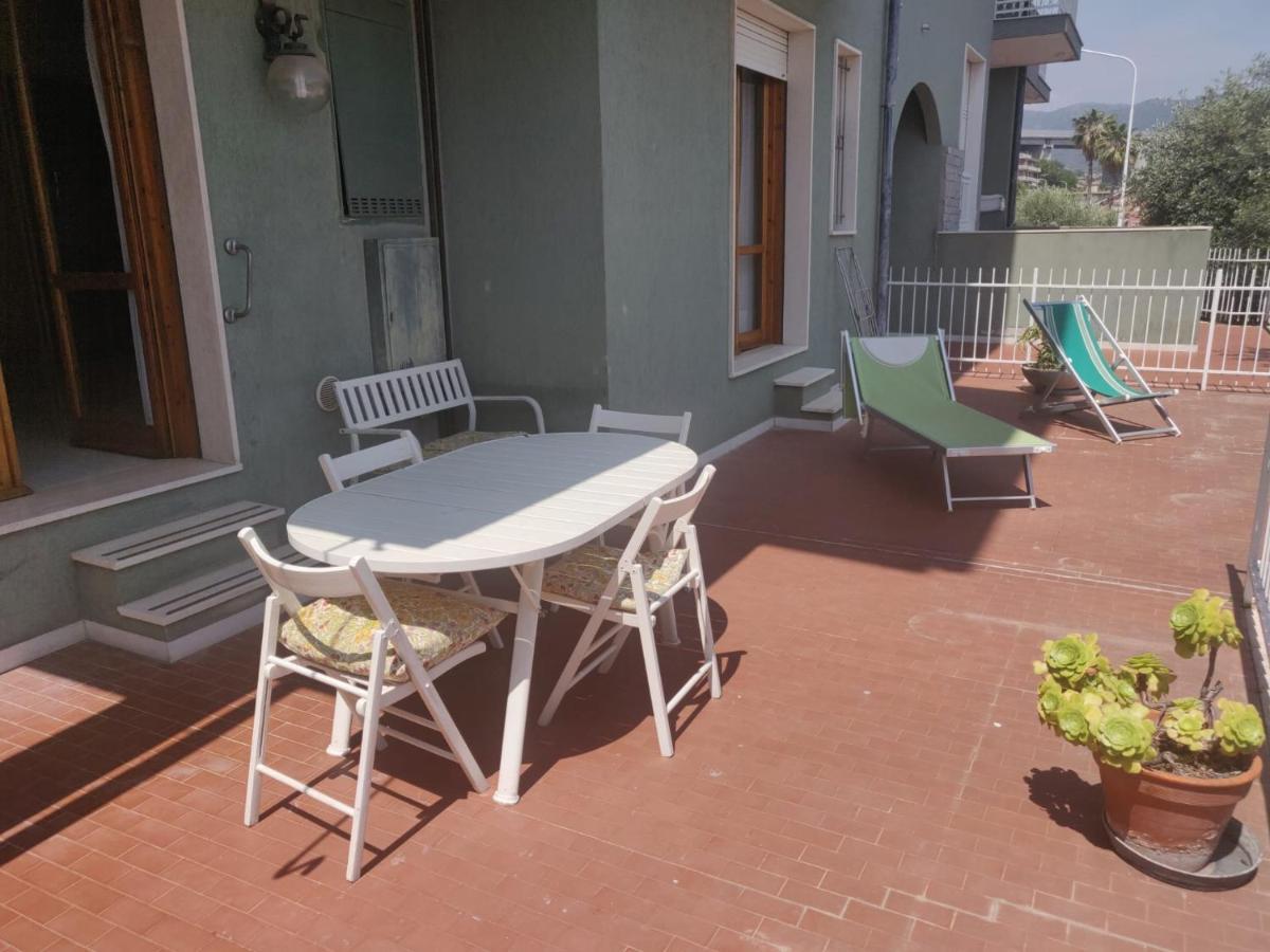 Residenza Il Poggio Daire San Bartolomeo Al Mare Dış mekan fotoğraf