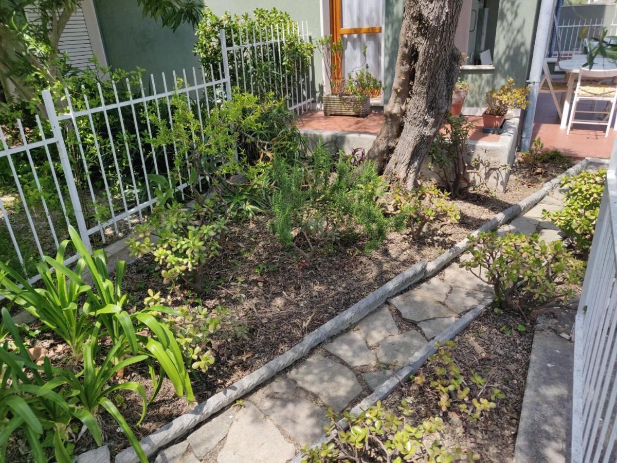 Residenza Il Poggio Daire San Bartolomeo Al Mare Dış mekan fotoğraf