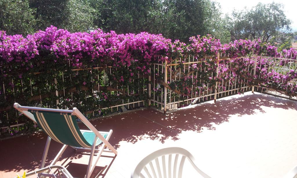 Residenza Il Poggio Daire San Bartolomeo Al Mare Oda fotoğraf