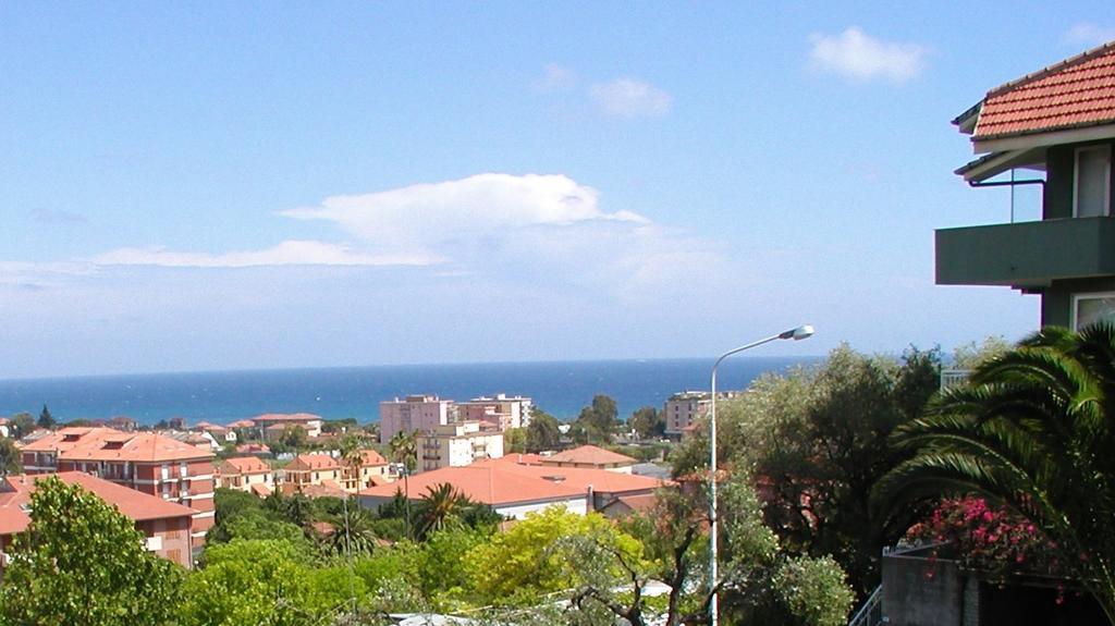 Residenza Il Poggio Daire San Bartolomeo Al Mare Dış mekan fotoğraf