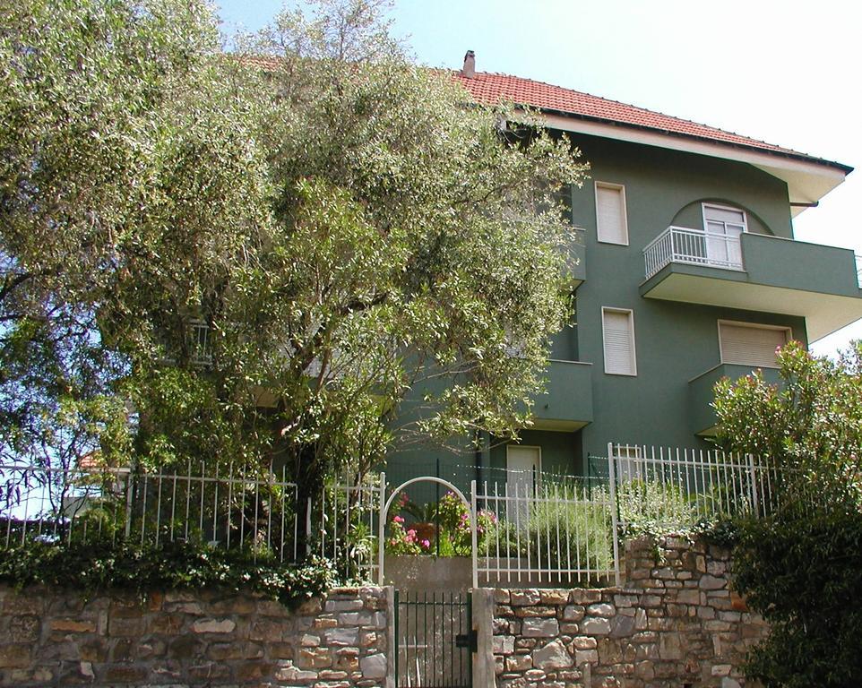 Residenza Il Poggio Daire San Bartolomeo Al Mare Dış mekan fotoğraf