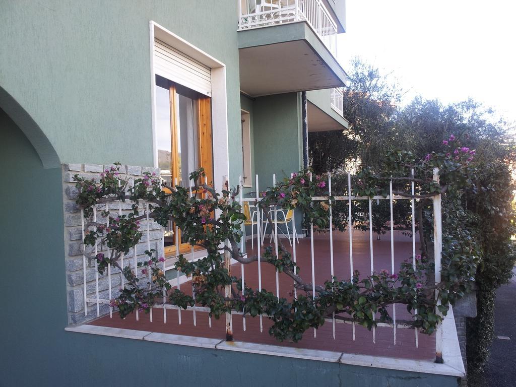 Residenza Il Poggio Daire San Bartolomeo Al Mare Oda fotoğraf
